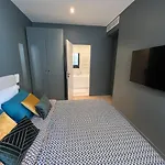 Relais Cocorico 2 Bedrooms With Ac, 2 Bathrooms, 8 Min Eiffel Tower